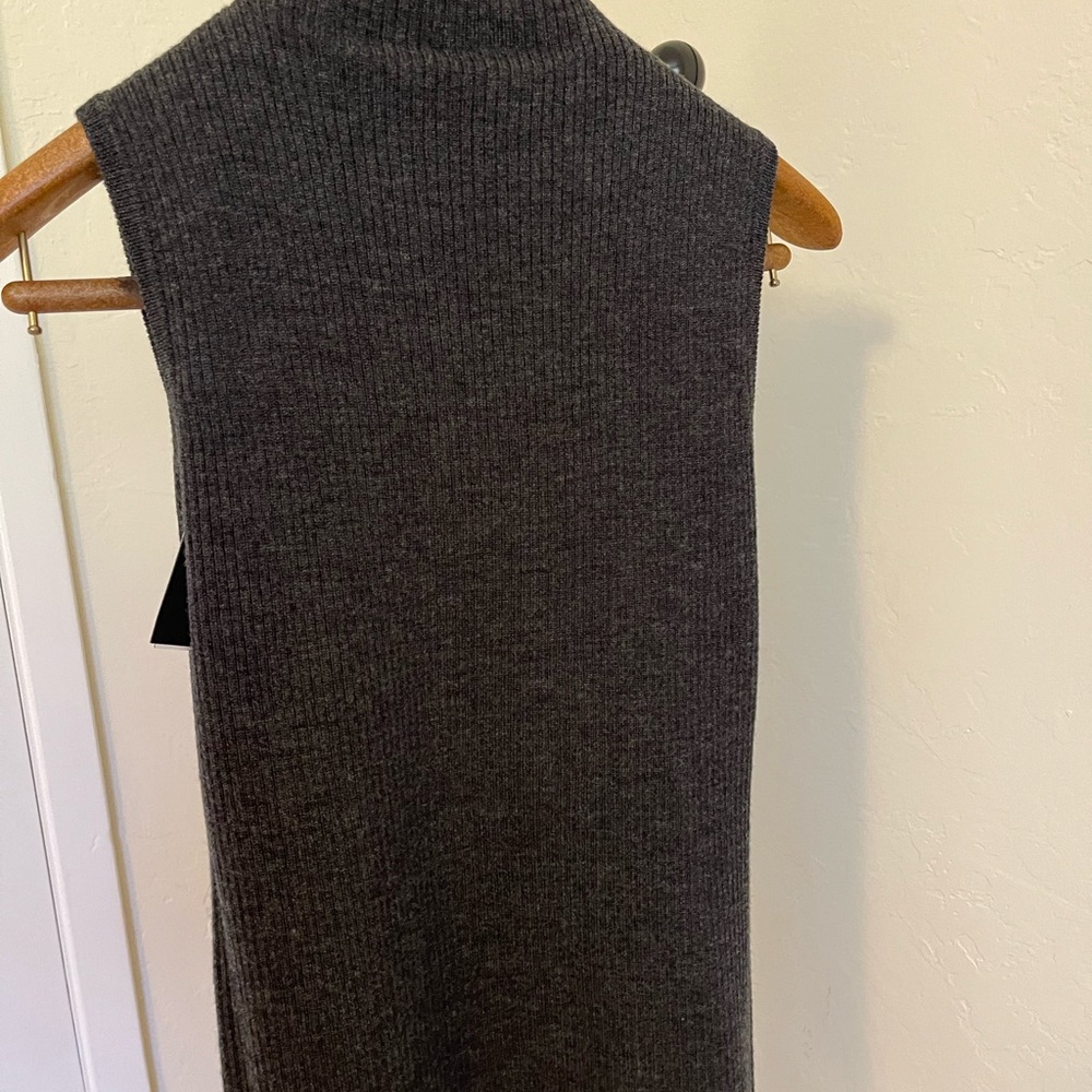 Designer top - Picture 3 of 3